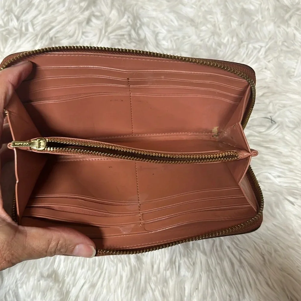 Coach Texture Accordion Zip Around Leather Wallet - Pink vintage
